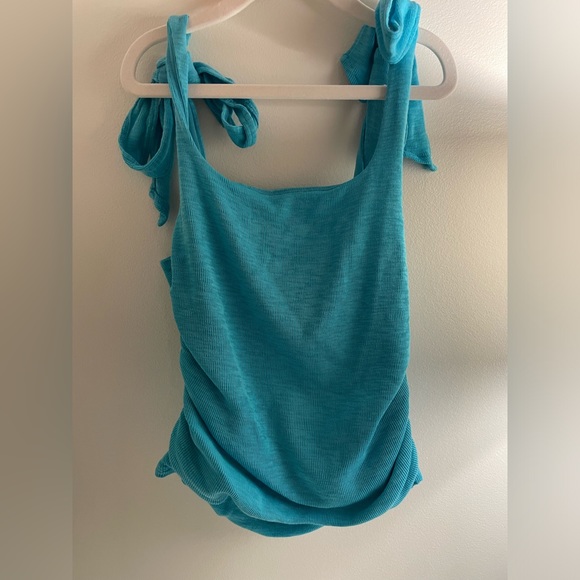 FREE PEOPLE TANK TOP - Picture 1 of 2